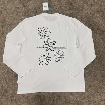Ate Long-Sleeve Tee