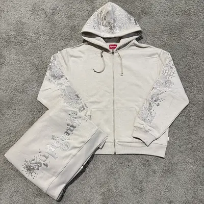 Sup AOI Zip Up Hooded Sweatshirt