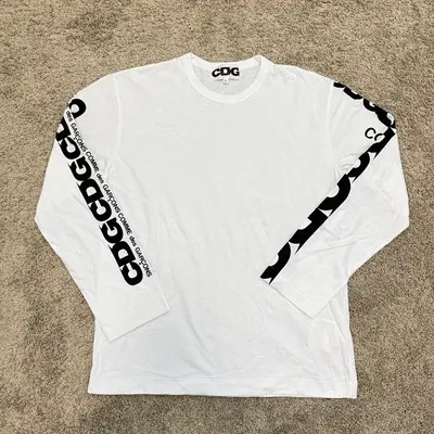 ¥88 CDG long sleeve tee