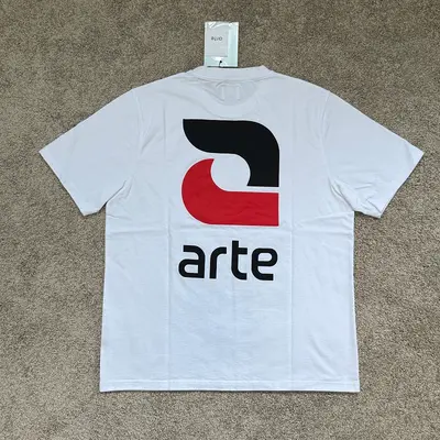 A*te Pin Tee