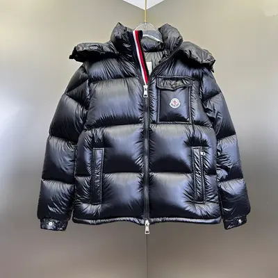 price：¥749