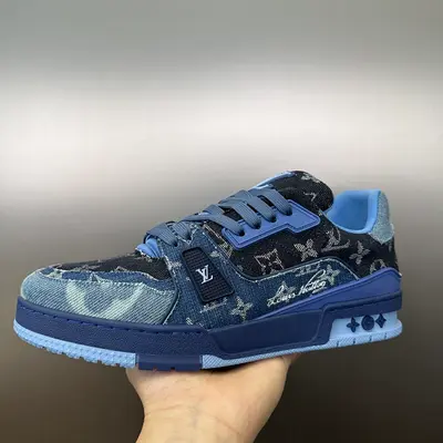 price:¥589