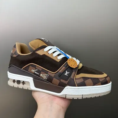 12-05price:¥589