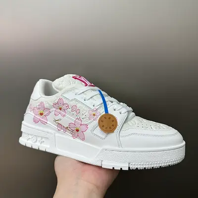 12-01 price:¥589