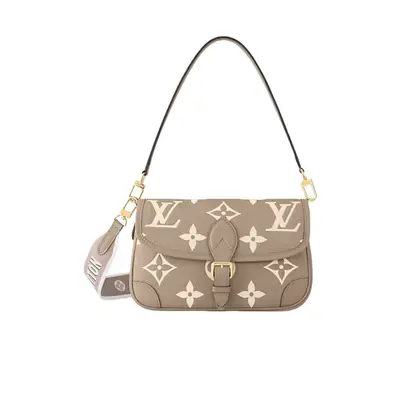 💰(€134=1100CNY) L*V Diane Handbag Crossbody Bag / Cream Item ID:40001868