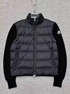 CN¥690/ €87.37 【9.5/10】MNCR-FW-06 Down Padded Corduroy Jacket