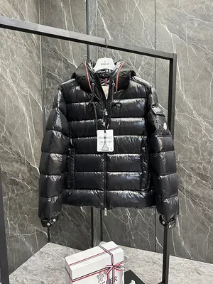 CN¥800/ €101.30【9.5/10】MNCR-FW-11 Down Jacket | PAVIN