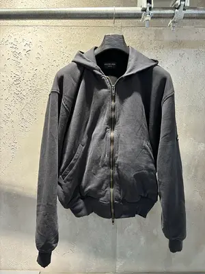 CN¥680 | BLCG HOODIE [755526] | FFBS 26