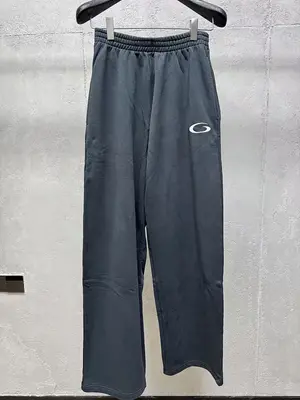 CN¥360/ €45.58 【9.5/10】Oversized Relaxed Pants