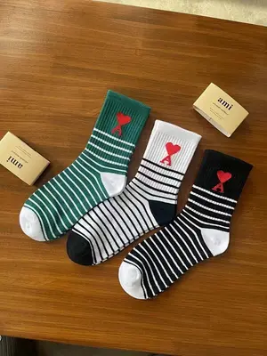 ￥58 AMI SOCKS 15300106