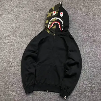 ¥239 BAPE HOODIE 371116