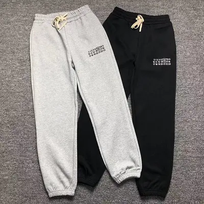 ¥148 MAISON MARGIELA TROUSERS 371810