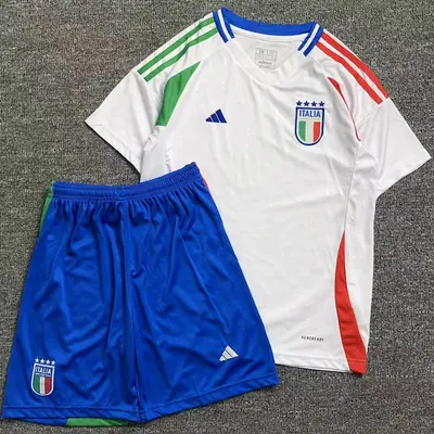 ¥68 FOOTBALL CHILD 172031