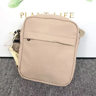 ￥89 FOG BAG 272256 (长16CM*宽6CM*高21CM)