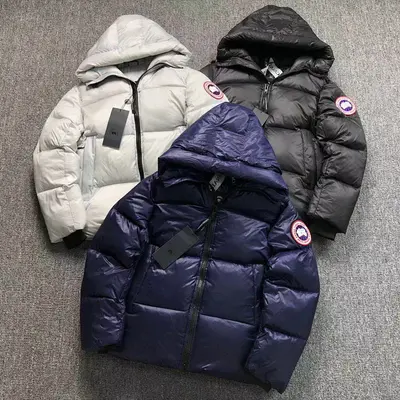 ￥598 C⭐N⭐⭐A G⭐⭐⭐E DOWN JACKETS 380554（im 170cm 57kg i wear size M in the phot）