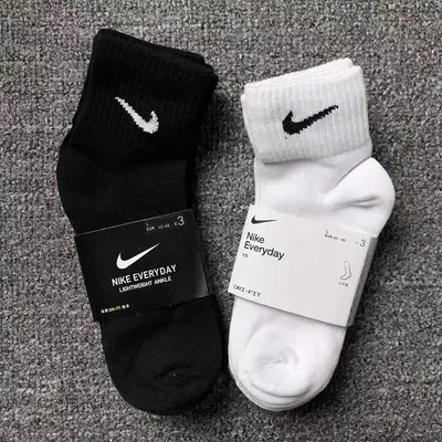 ¥58 N⭐K⭐ SOCKS 380803