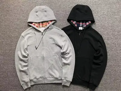 ¥175 B⭐R⭐E⭐RY HOODIE 382414