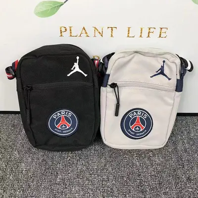 ￥68 A⭐R J⭐R⭐AN BAG 19020366 (长12.5CM*宽3.5CM*高17CM)