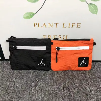 ￥68 A⭐R J⭐R⭐AN BAG 19031166 (长19CM*高15CM)