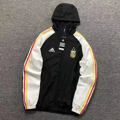¥135 FOOTBALL JACKET 29080314
