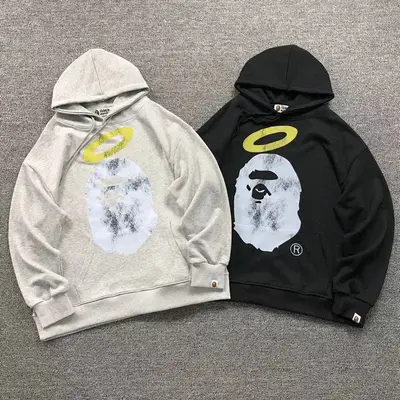 ¥105 BAPE HOODIE 110040642