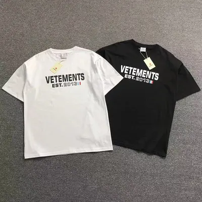 ￥85 VETEMENTS T-SHIRT 110081258