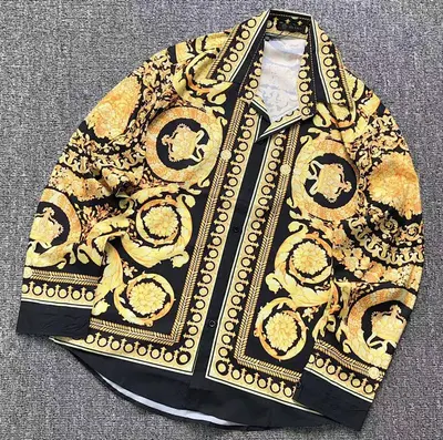 ¥116 V⭐⭐SA⭐E SHIRT 211050839(im 170cm 55kg i wear size L in the phot)