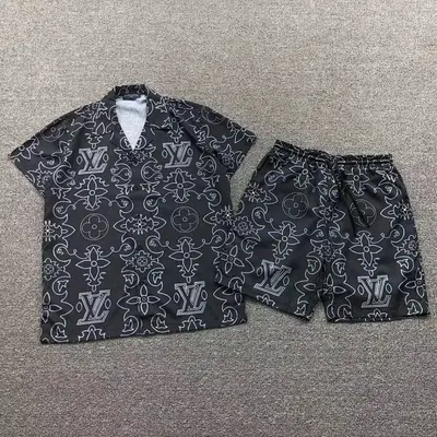TOP￥98 SHORTS￥95 L⭐ SHIRT SHORTS 111201639（im 170cm 55kg i wear size L in the phot）