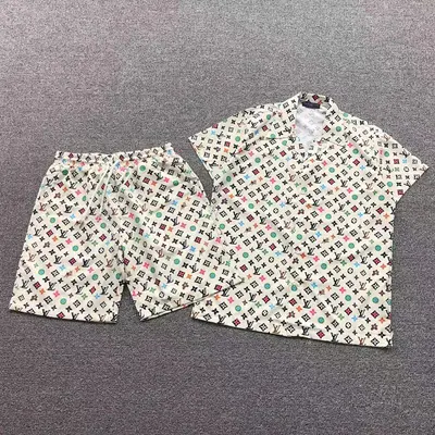 TOP￥98 SHORTS￥95 L⭐ SHIRT SHORTS 111201539（im 170cm 55kg i wear size L in the phot）