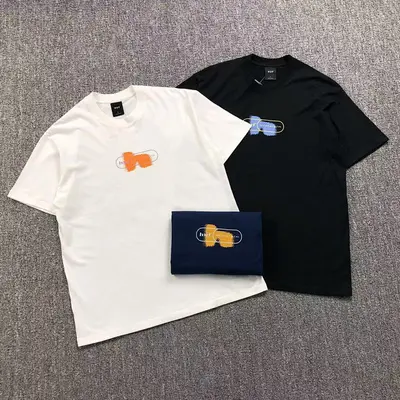 ￥78 HUF T-SHIRT 311213602