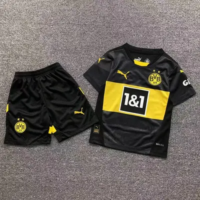￥68 FOOTBALL T-SHIRT SHORTS CHILD 1113019002
