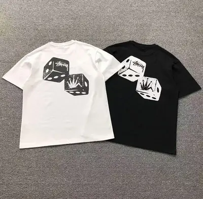 ￥85 STUSSY T-SHIRT 112072921（im 170cm 57kg i wear size M in the phot）