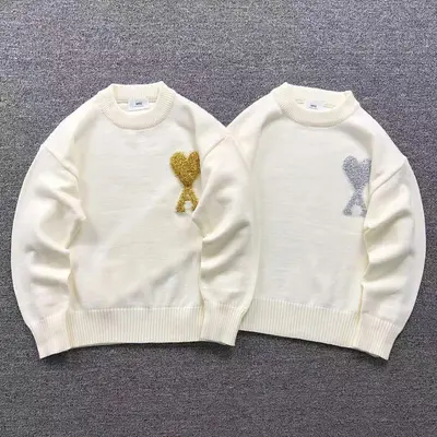 ￥138 AMI SWEATER 112101117（im 170cm 57kg i wear size S in the phot）