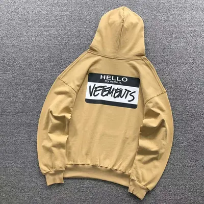 ¥225 VETEMENTS HOODIE 412134417(im 170cm 57kg i wear size S in the phot)