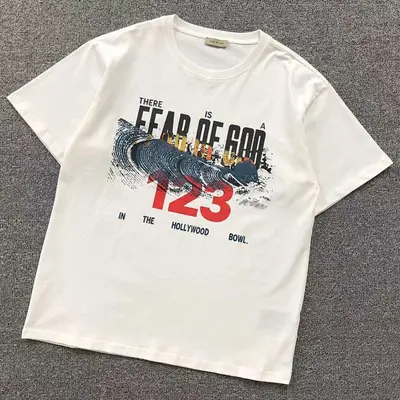 ¥98 FOG R⭐⭐123 T-SHIRT 412130817 (im 170cm 57kg i wear size M in the phot)