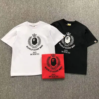 ¥98 BAPE T-SHIRT 412202917(im 170cm 57kg i wear size M in the phot)