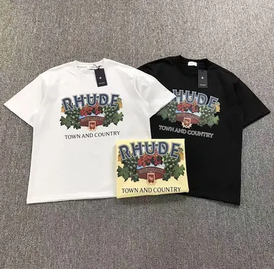 ¥105 RHUDE T-SHIRT 412191817(im 170cm 57kg i wear size M in the phot)