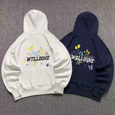 ¥165 WE11 ⭐⭐NE HOODIE 412192817(im 170cm 57kg i wear size S in the phot)