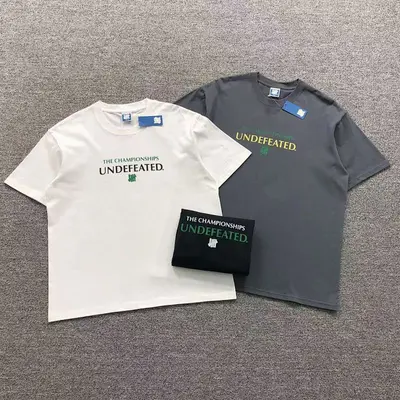 ￥85 UNDEFEATED T-SHIRT 412221202（im 170cm 57kg i wear size M in the phot）