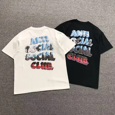 ￥85 ANTI SOCIAL SOCIAL CLUB T-SHIRT 412221702（im 170cm 57kg i wear size M in the phot）