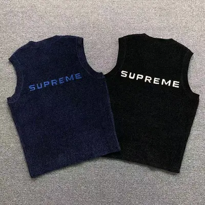 ￥165 S⭐⭐R⭐⭐E SWEATER VEST 312230833（im 170cm 57kg i wear size M in the phot）