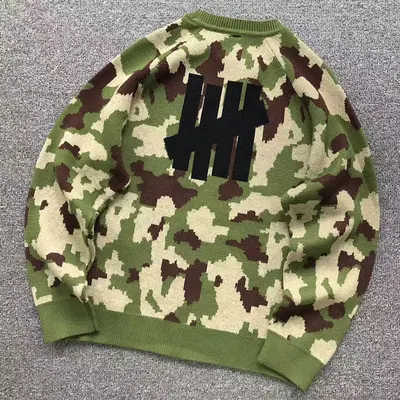 ￥215 UNDEFEATED SWEATER 112240926（im 170cm 57kg i wear size M in the phot）
