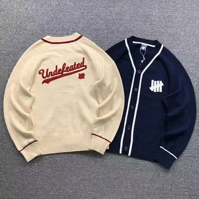 ￥225 UNDEFEATED SWEATER 112241026