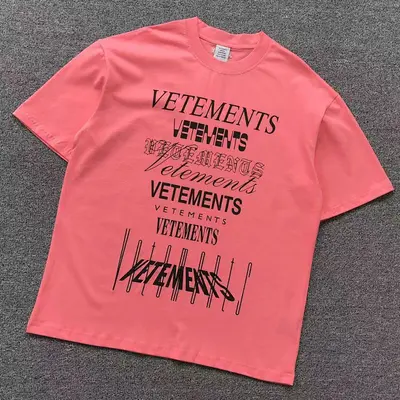 ￥126 VETEMENTS T-SHIRT 212240517（im 170cm 57kg i wear size M in the phot）