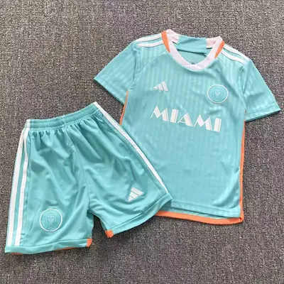 ￥68 FOOTBALL CHILD T-SHIRT SHORTS 1122512002