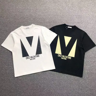 ￥138 VALENTINO T-SHIRT 412282001（im 170cm 55kg i wear size M in the phot）