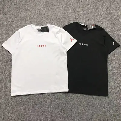 ￥75 A⭐R J⭐R⭐AN T-SHIRT 412301857（im 170cm 57kg i wear size M in the phot）