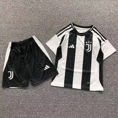 ￥75 FOOTBALL CHILD T-SHIRT SHORTS 1110325002