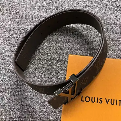 ¥298 L⭐ BELT 41140201