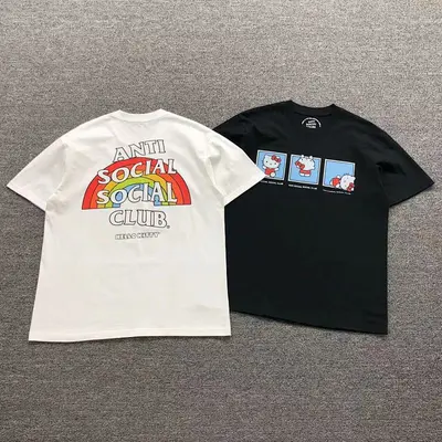 ¥85 ANTI SOCIAL SOCIAL CLUB T-SHIRT 31141602(im 170cm 57kg i wear size M in the phot)
